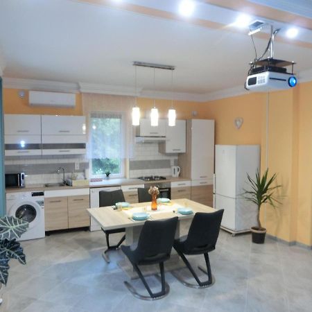 Pilis Apartman Piliscsaba Екстер'єр фото