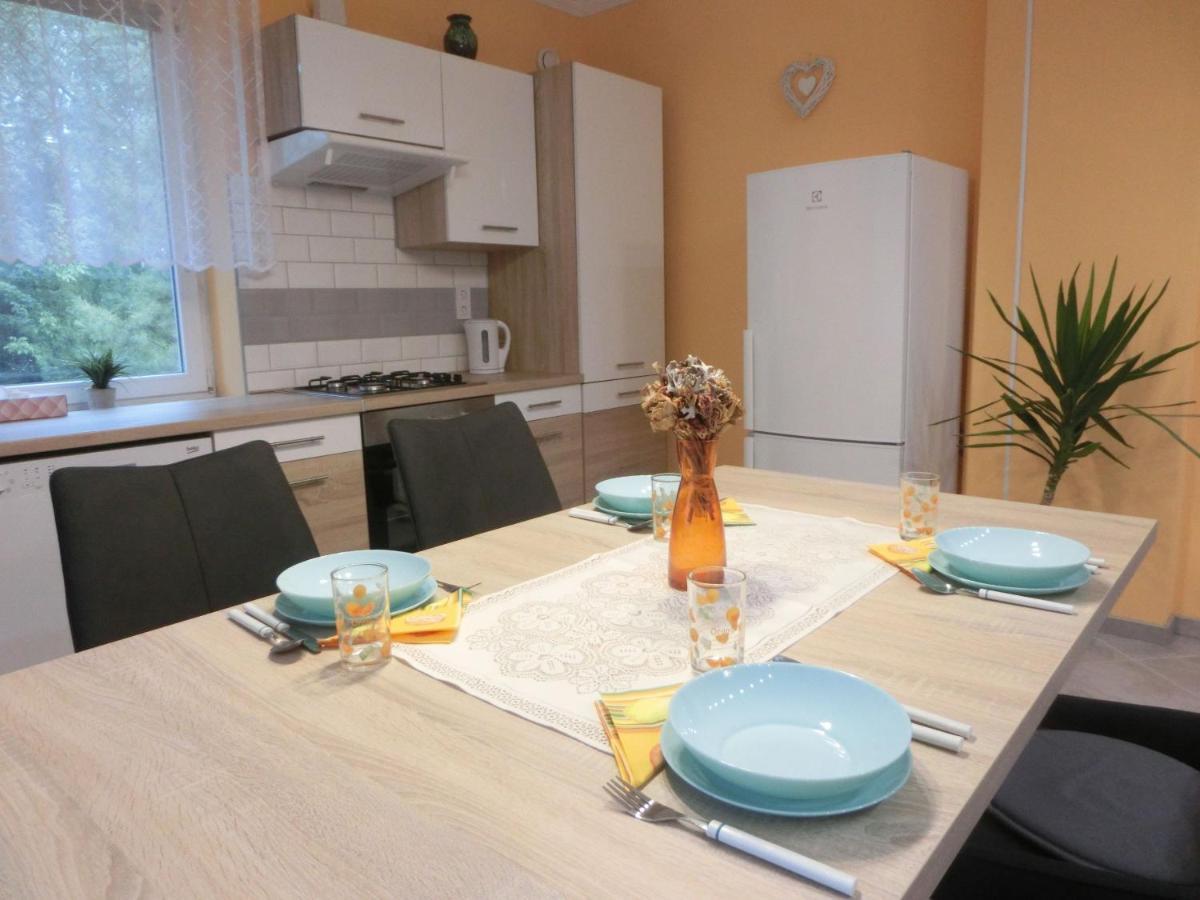 Pilis Apartman Piliscsaba Екстер'єр фото